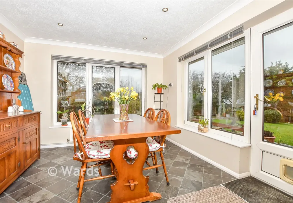 Family Area - Somerfield Road, Maidstone, Kent - Wards of Kent