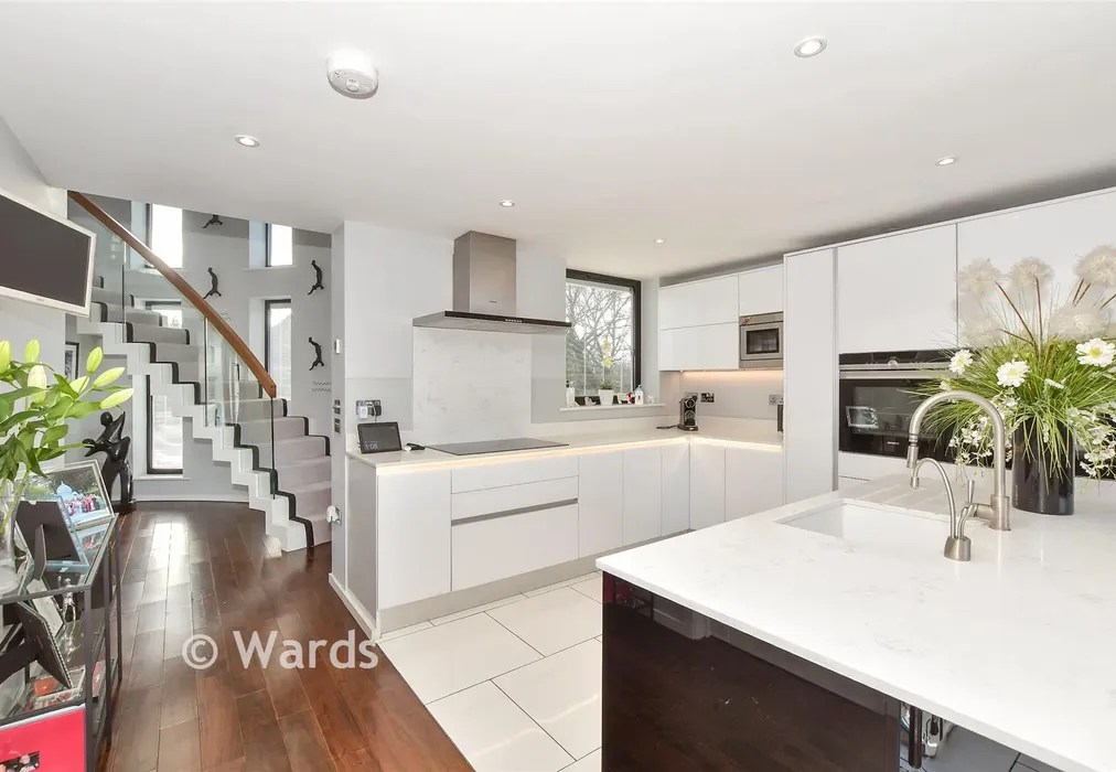 Kitchen Area - Pluckley, Ashford, Kent - Wards of Kent