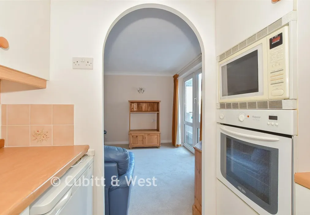 Kitchen - Mill Bay Lane, Horsham, West Sussex - Wards of Kent
