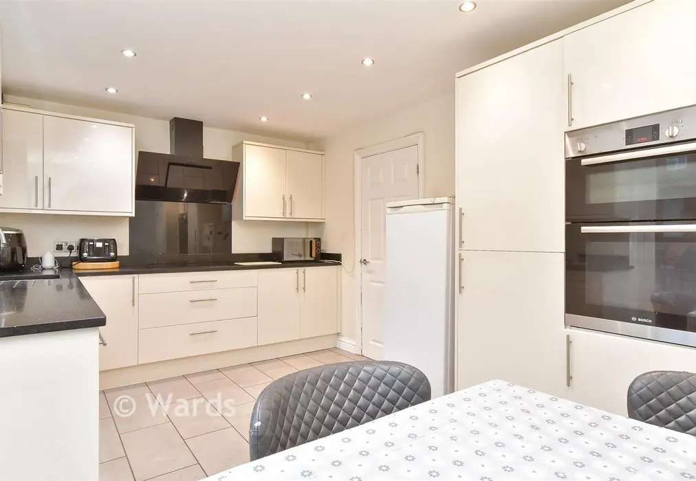 Kitchen - Southwark Road, Strood, Rochester, Kent - Wards of Kent