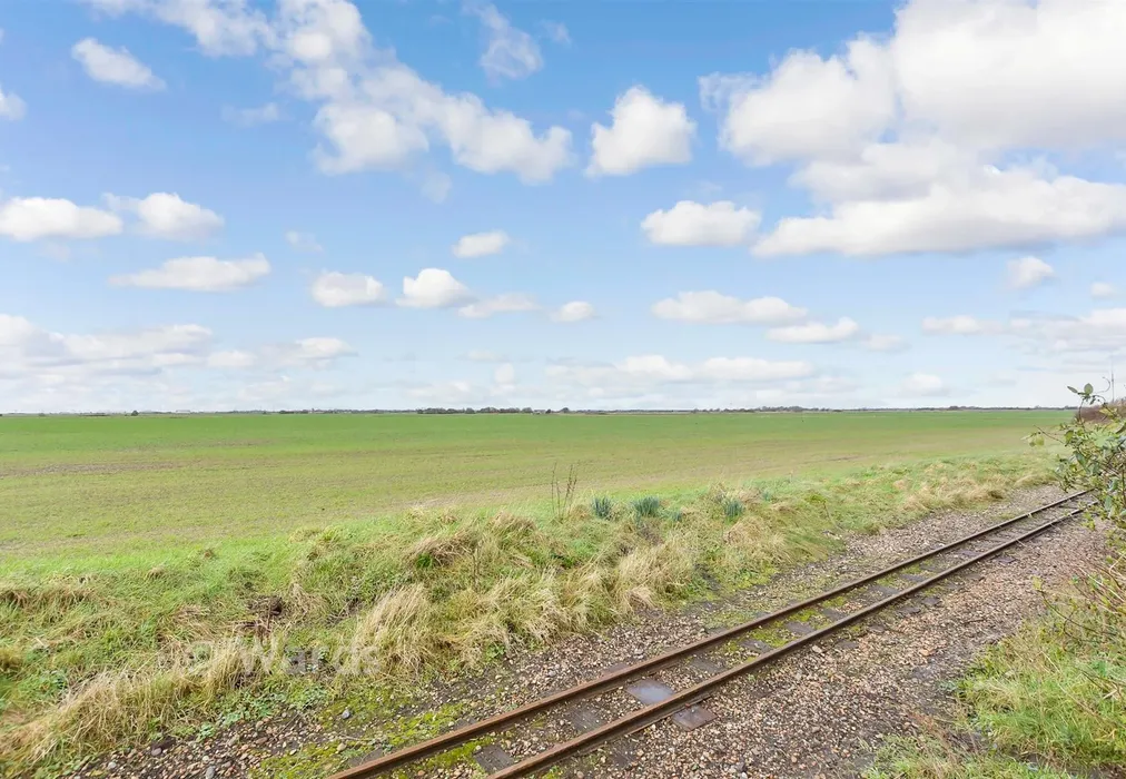 Surrounding Area - Dunes Road, Greatstone, Kent - Wards of Kent