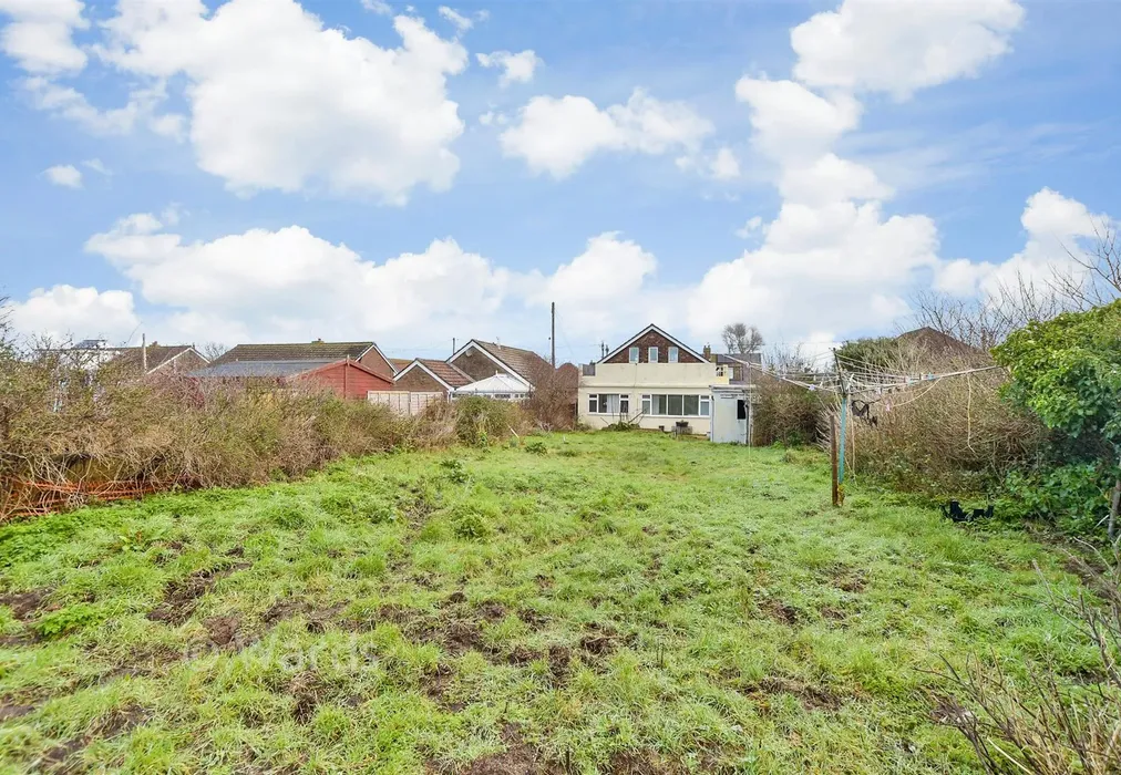 Rear Garden - Dunes Road, Greatstone, Kent - Wards of Kent