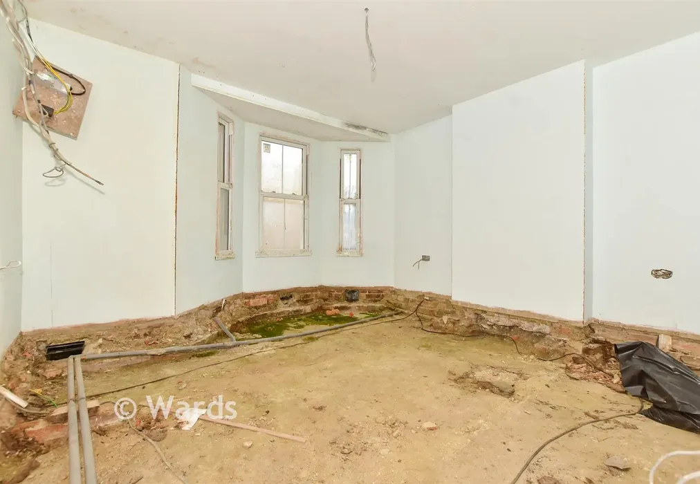 Bedroom - Broomfield Road, Cheriton, Folkestone, Kent - Wards of Kent