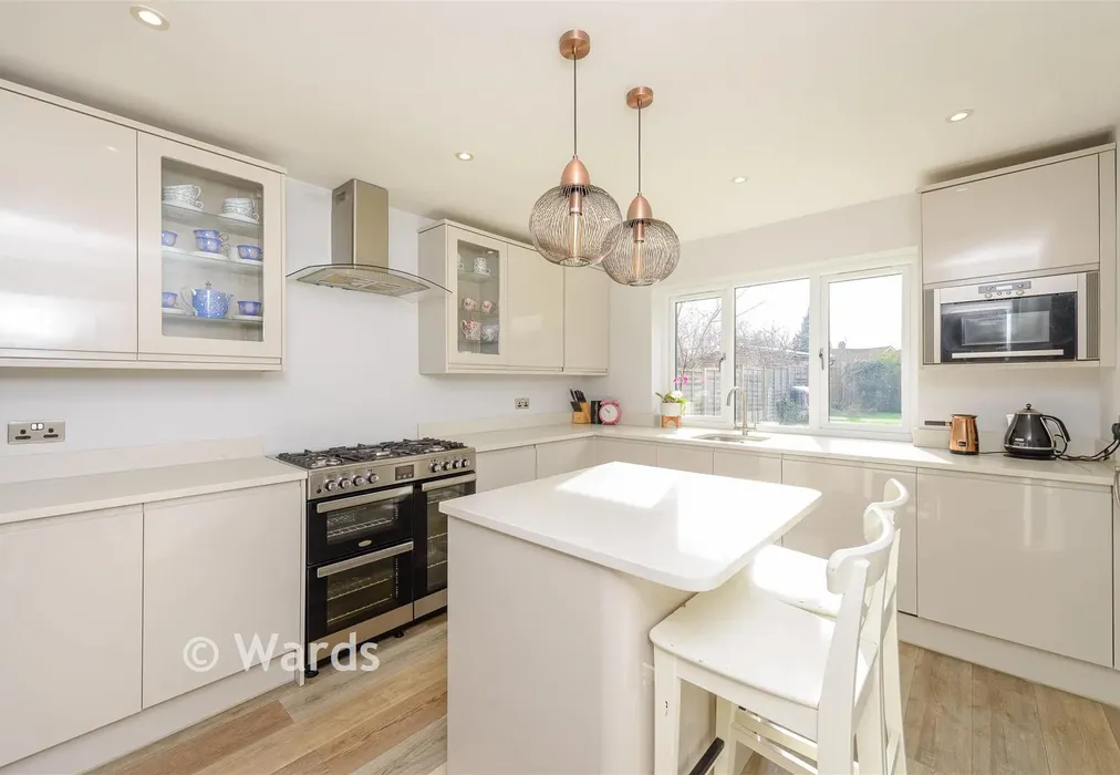 Kitchen - Millfordhope Road, Strood, Rochester, Kent - Wards of Kent