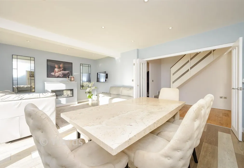 Lounge/Diner - Millfordhope Road, Strood, Rochester, Kent - Wards of Kent