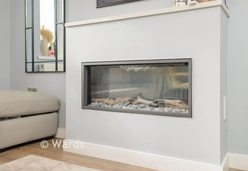 Internal Feature - Millfordhope Road, Strood, Rochester, Kent - Wards of Kent