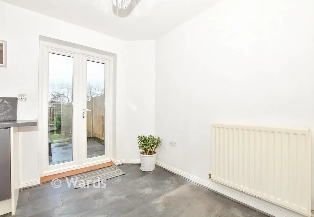 Kitchen/Diner - Stratford Drive, Maidstone, Kent - Wards of Kent