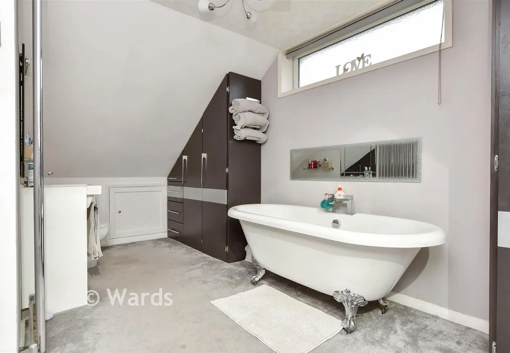 Bedroom 1 - Margate Road, Ramsgate, Kent - Wards of Kent