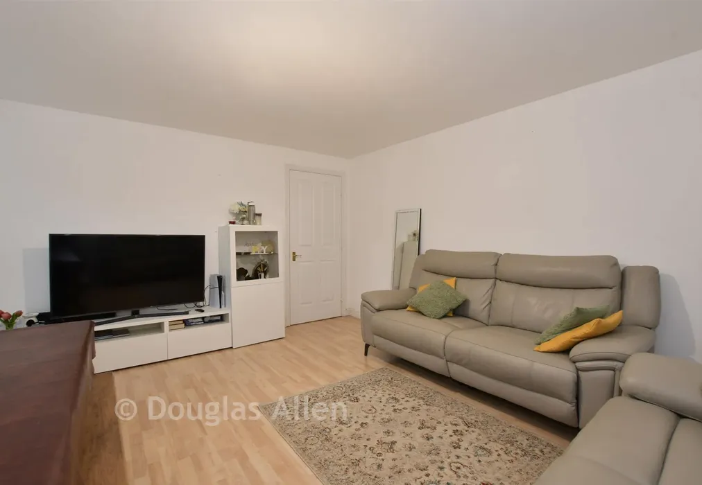 Lounge/Dining Room - Glandford Way, Chadwell Heath, Romford, Essex - Wards of Kent