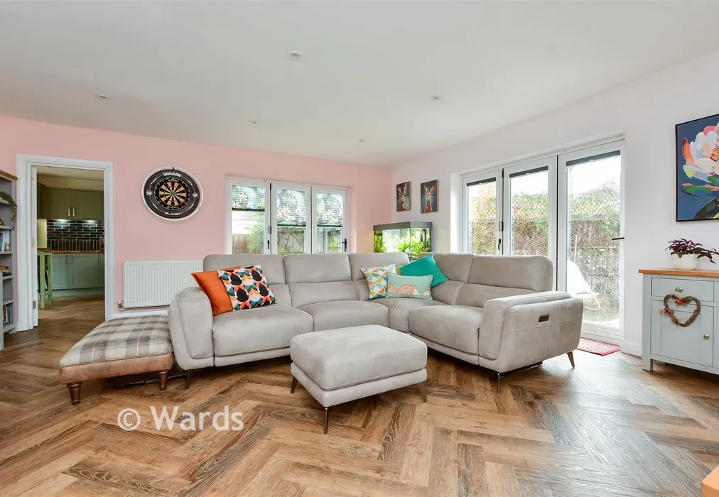 Lounge - Ramsgate Road, Broadstairs, Kent - Wards of Kent