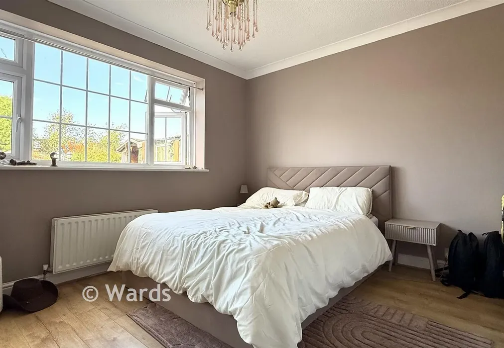 Bedroom 1 - Macdonald Parade, Seasalter, Whitstable, Kent - Wards of Kent