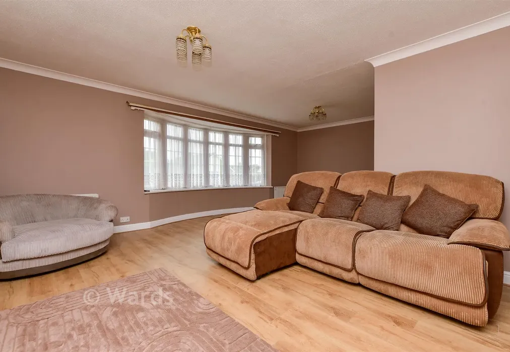 Lounge/Diner - Macdonald Parade, Seasalter, Whitstable, Kent - Wards of Kent