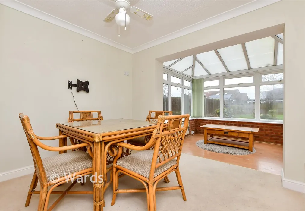 Dining Area - Macdonald Parade, Seasalter, Whitstable, Kent - Wards of Kent
