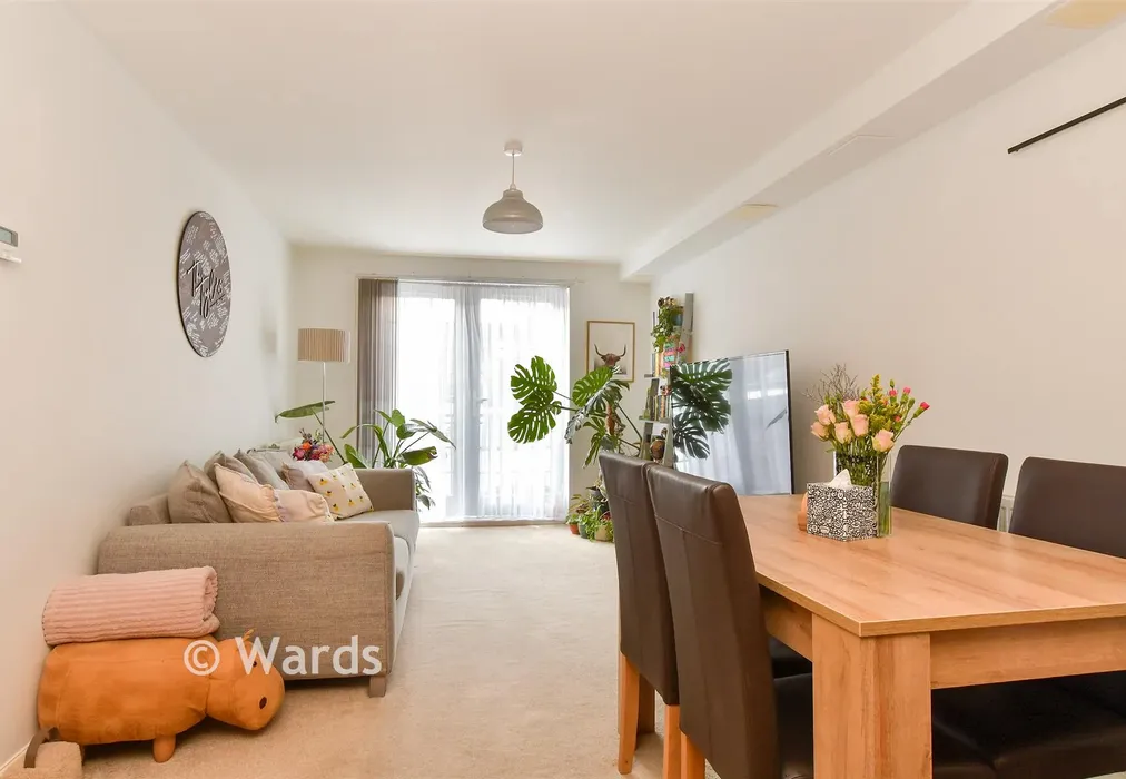 Lounge - Esparto Way, Dartford, Kent - Wards of Kent