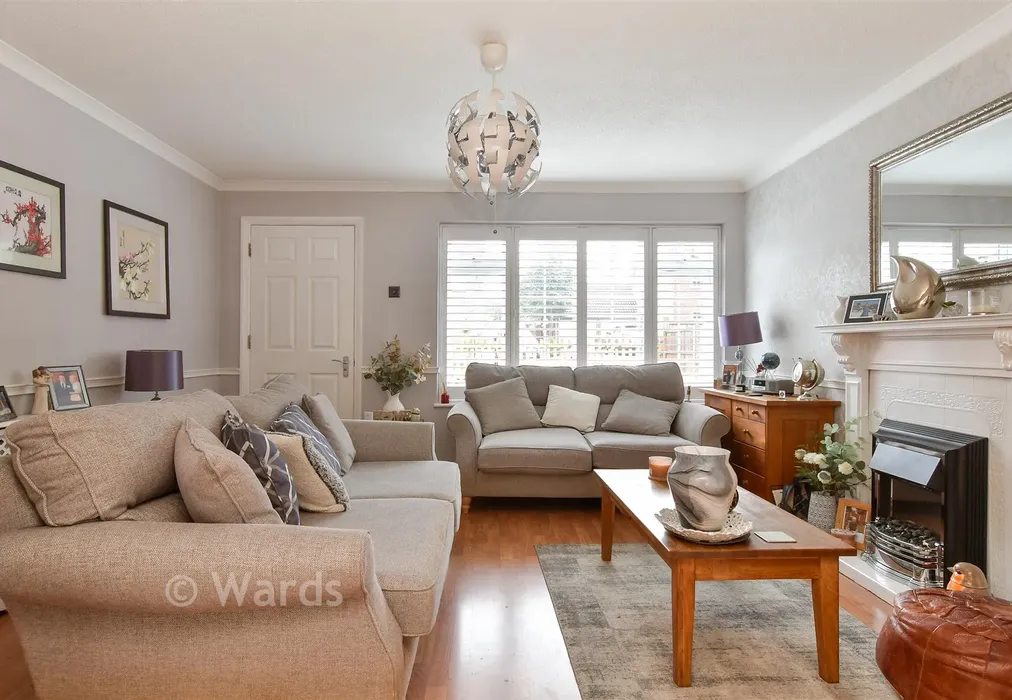 Lounge - St. John's Way, Rochester, Kent - Wards of Kent