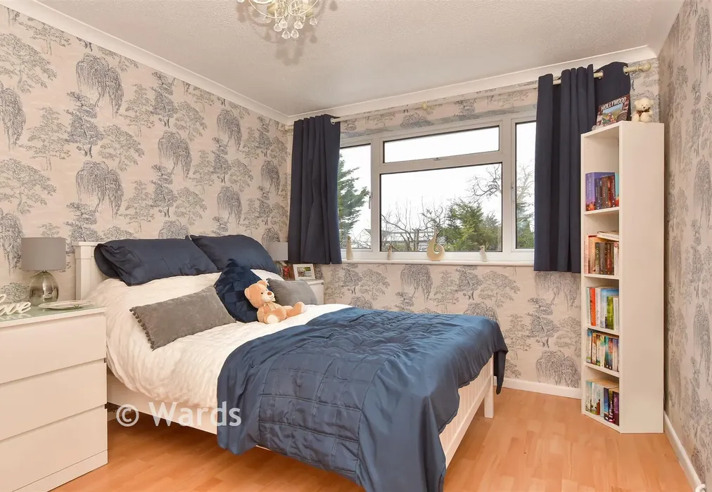 Bedroom 2 - St. John's Way, Rochester, Kent - Wards of Kent