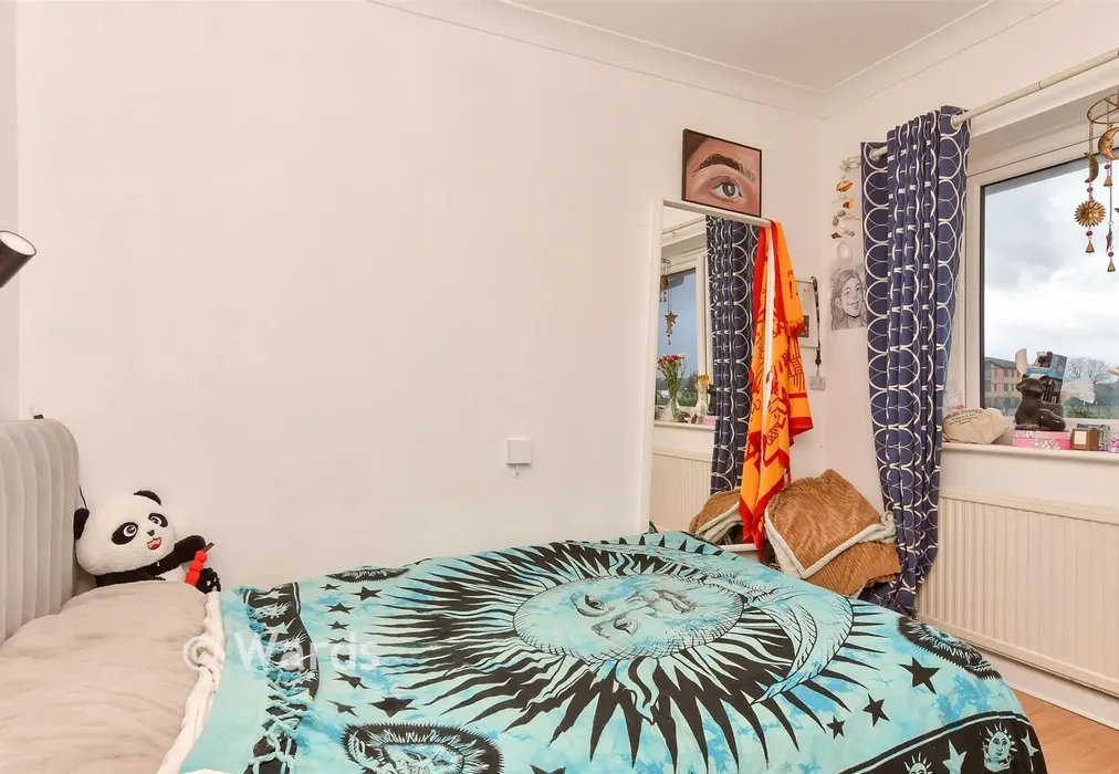 Bedroom 2 - Halcot Avenue, Bexleyheath, Kent - Wards of Kent