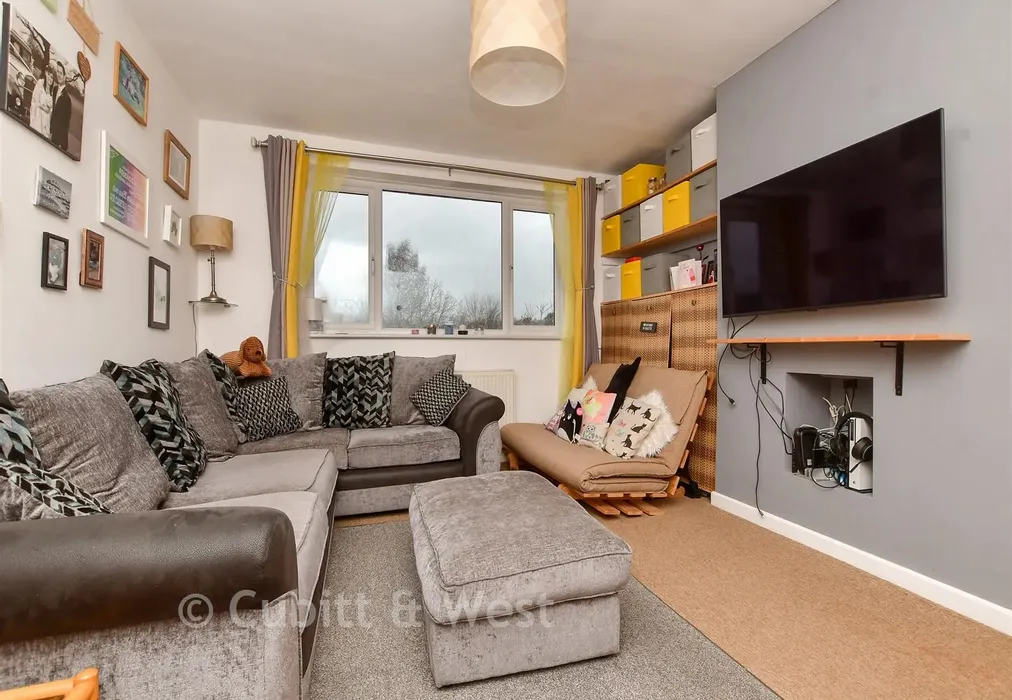 Lounge/Diner - Oxted Road, Godstone, Surrey - Wards of Kent