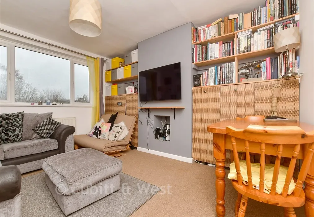 Lounge/Diner - Oxted Road, Godstone, Surrey - Wards of Kent