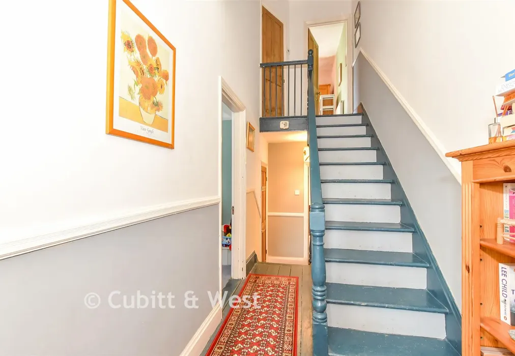 Internal Lifestyle Photograph - Duncan Road, Southsea, Hampshire - Wards of Kent