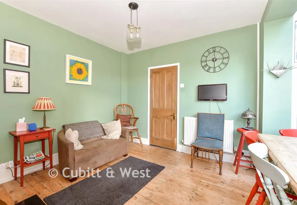 Dining Room - Duncan Road, Southsea, Hampshire - Wards of Kent