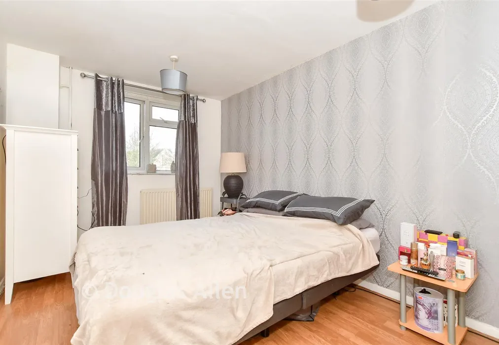 Bedroom 1 - Victor Walk, Hornchurch, Essex - Wards of Kent
