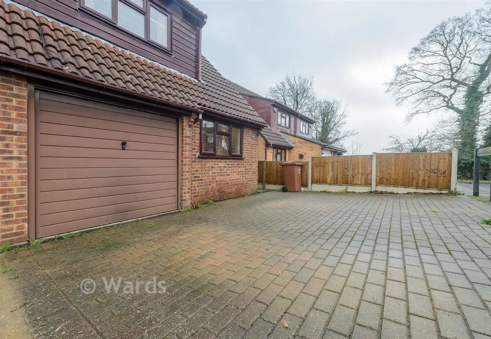 Driveway/Parking - Trevino Drive, Chatham, Kent - Wards of Kent
