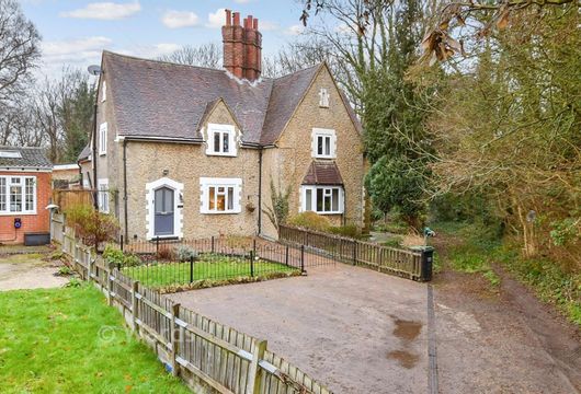 Birling Road, Leybourne, West Malling, Kent - Wards of Kent