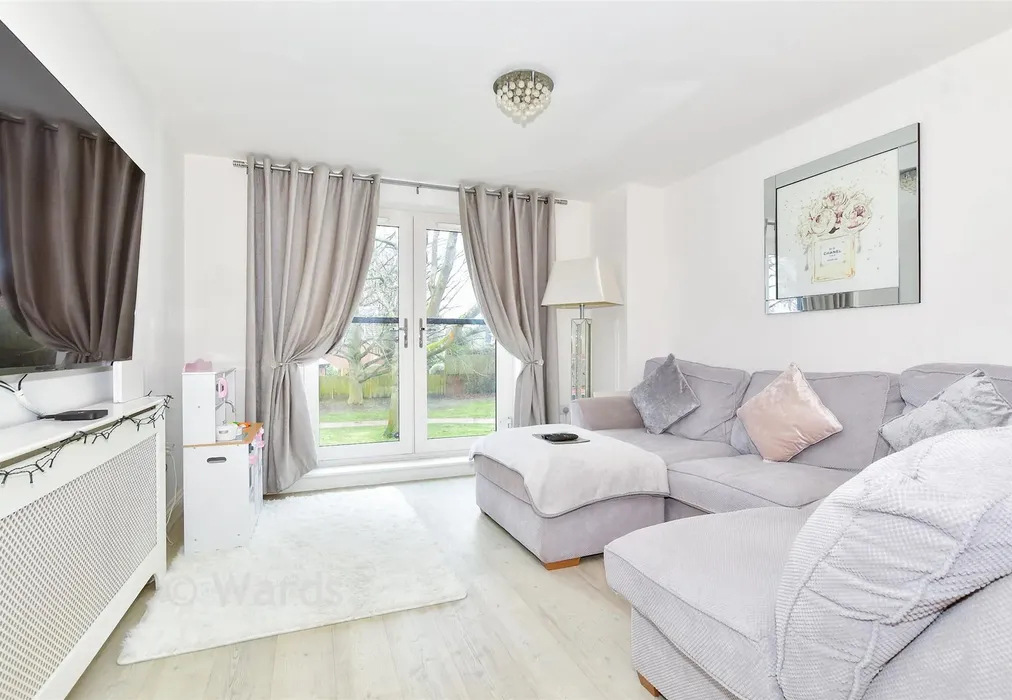Lounge/Kitchen - Bannister Way, Leybourne, West Malling, Kent - Wards of Kent