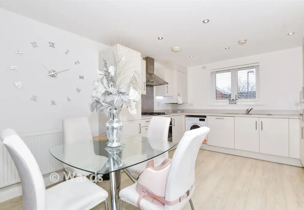 Lounge/Kitchen - Bannister Way, Leybourne, West Malling, Kent - Wards of Kent