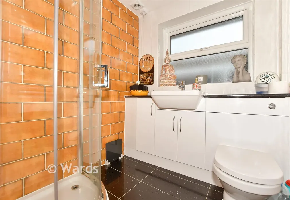 Shower Room - Redoubt Way, Dymchurch, Romney Marsh, Kent - Wards of Kent