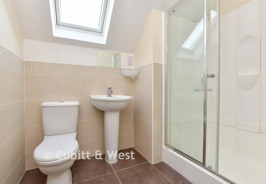 En-Suite Shower Room - Bankside, Epsom, Surrey - Wards of Kent