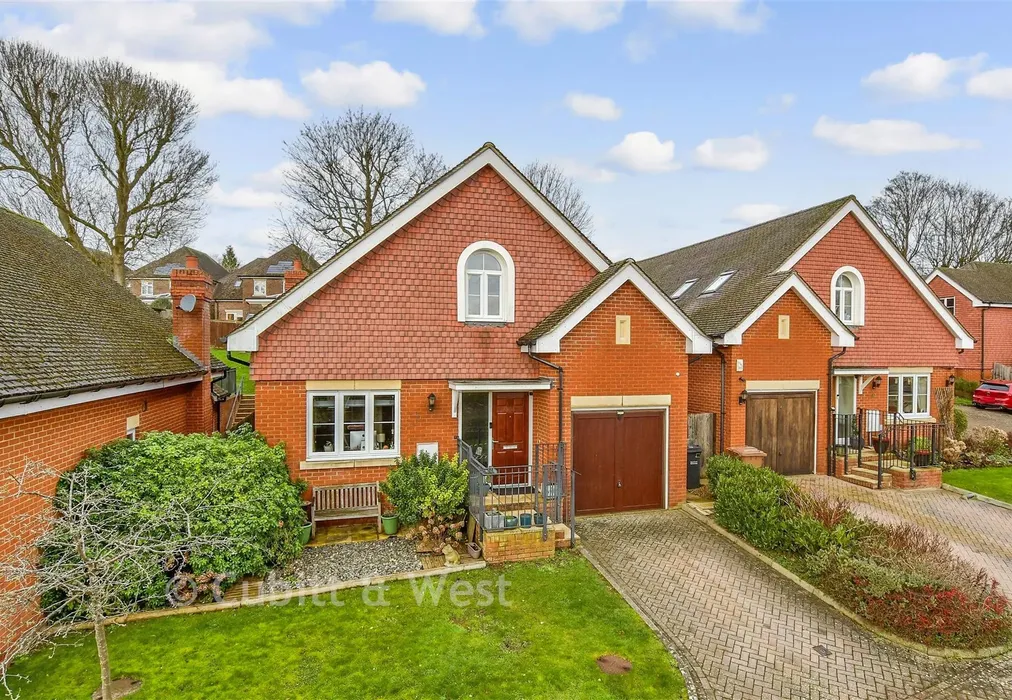 External (Web) - Bankside, Epsom, Surrey - Wards of Kent