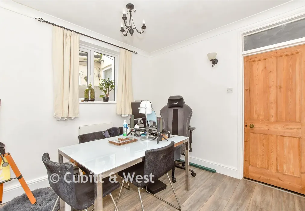 Dining Room - Heidelberg Road, Southsea, Hampshire - Wards of Kent