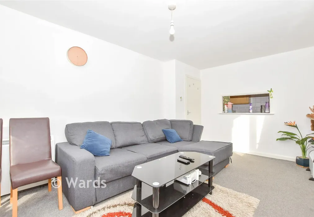 Lounge/Diner - Lesley Place, Buckland Hill, Maidstone, Kent - Wards of Kent