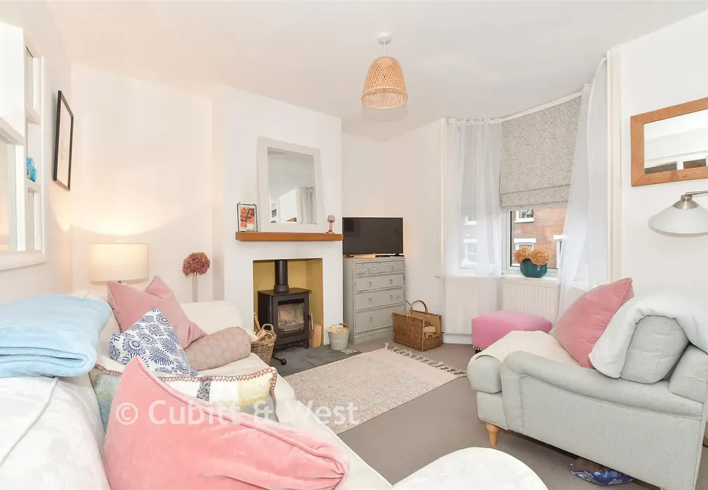 Lounge - Kirdford Road, Arundel, West Sussex - Wards of Kent