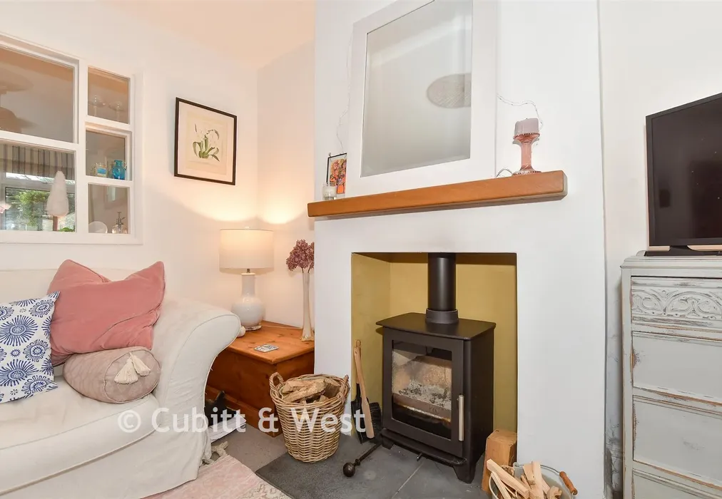 Internal Lifestyle Photograph - Kirdford Road, Arundel, West Sussex - Wards of Kent