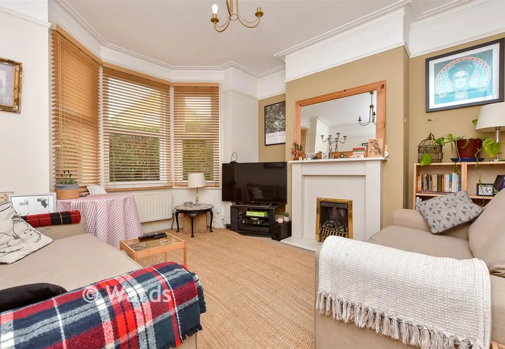 Lounge - Upper Dane Road, Cliftonville, Margate, Kent - Wards of Kent