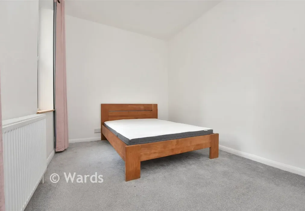 Bedroom 1 - Edgar Road, Cliftonville, Margate, Kent - Wards of Kent