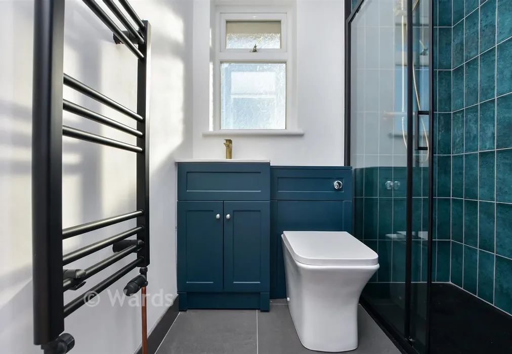 Shower Room - Livingstone Road, St. Peters, Broadstairs, Kent - Wards of Kent