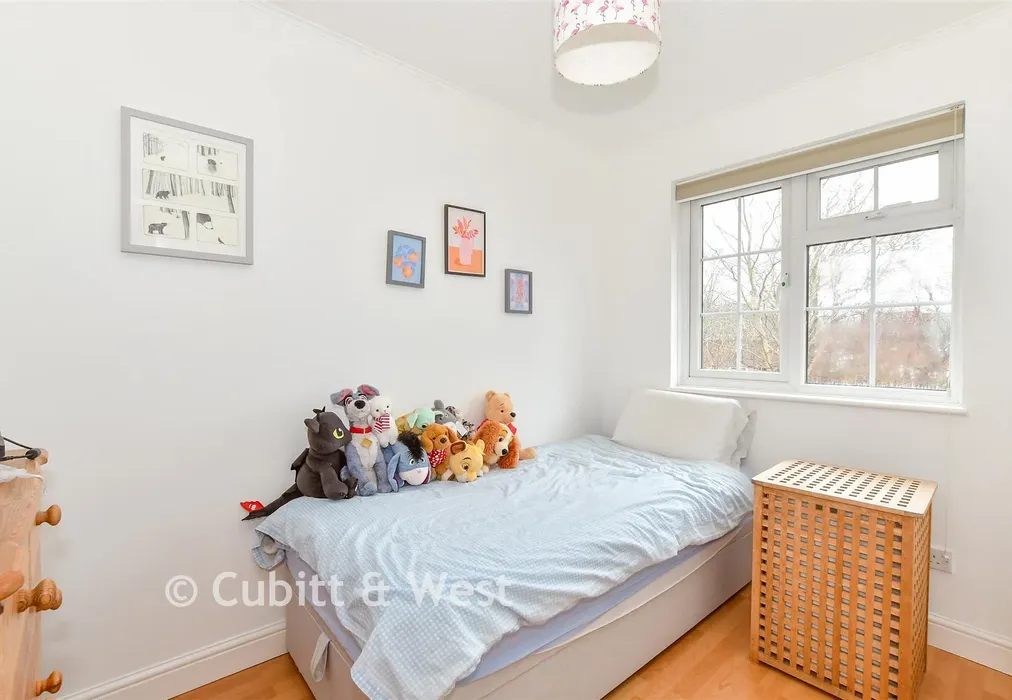 Bedroom 2 - Florentine Way, Waterlooville, Hampshire - Wards of Kent