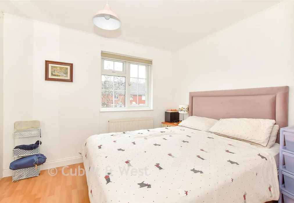 Bedroom 1 - Florentine Way, Waterlooville, Hampshire - Wards of Kent
