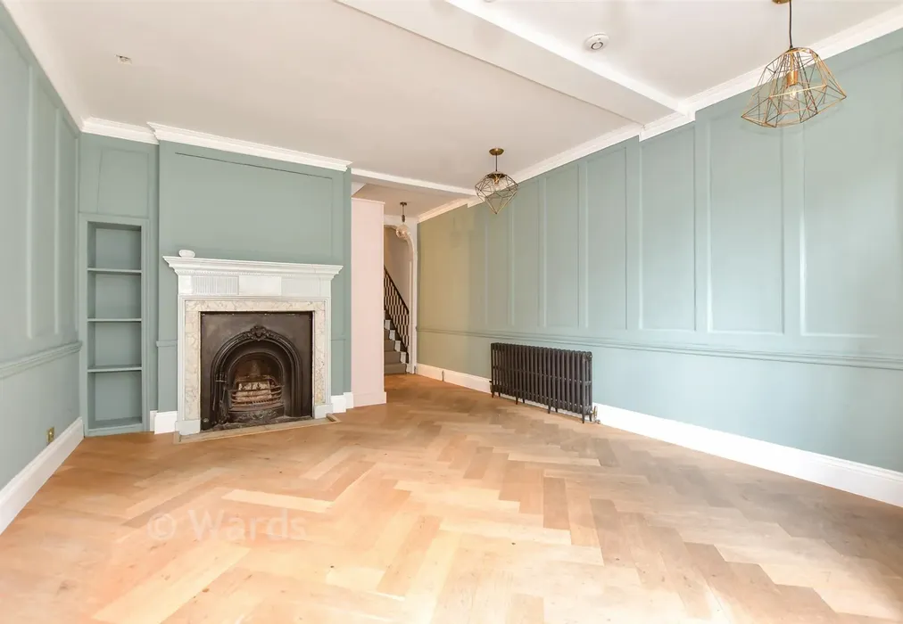 Lounge - St. Alphege Lane, Canterbury, Kent - Wards of Kent