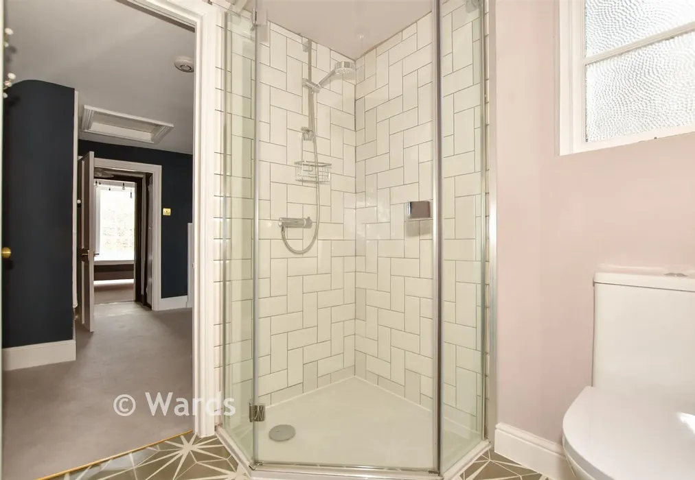 En-Suite Shower Room - St. Alphege Lane, Canterbury, Kent - Wards of Kent
