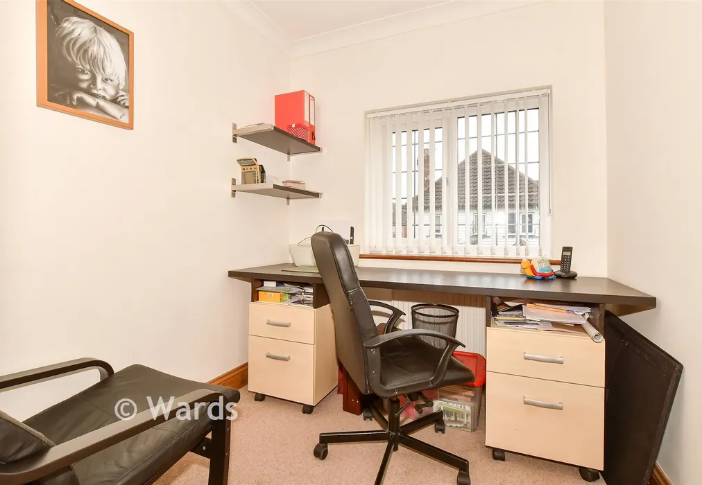Bedroom 5 - Brisley Court, Ashford, Kent - Wards of Kent
