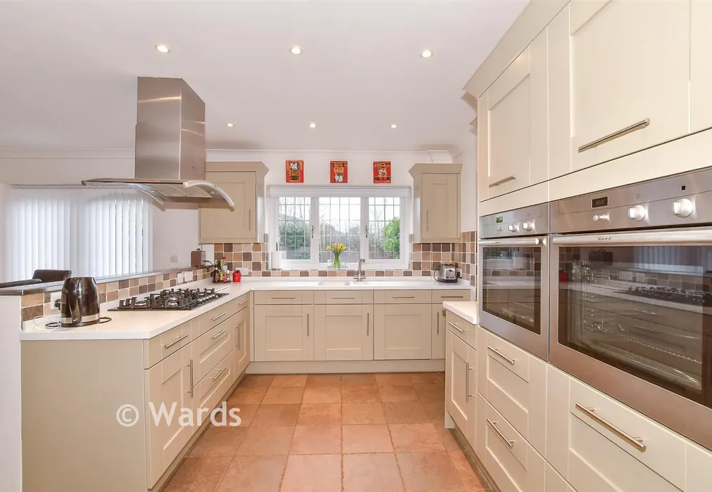 Kitchen/ Diner - Brisley Court, Ashford, Kent - Wards of Kent
