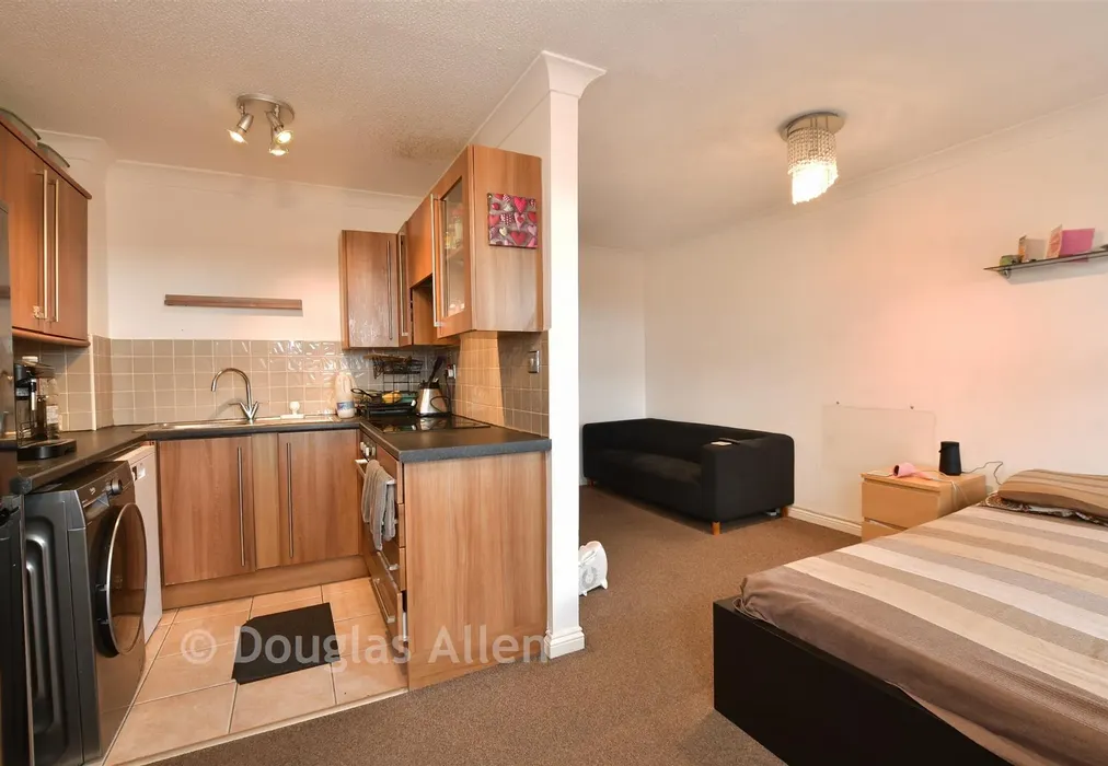 Lounge - Tallow Gate, South Woodham Ferrers, Chelmsford, Essex - Wards of Kent