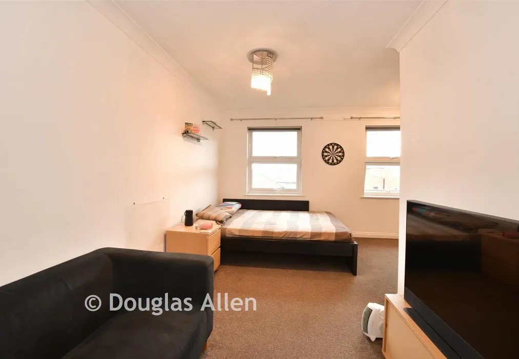 Lounge - Tallow Gate, South Woodham Ferrers, Chelmsford, Essex - Wards of Kent