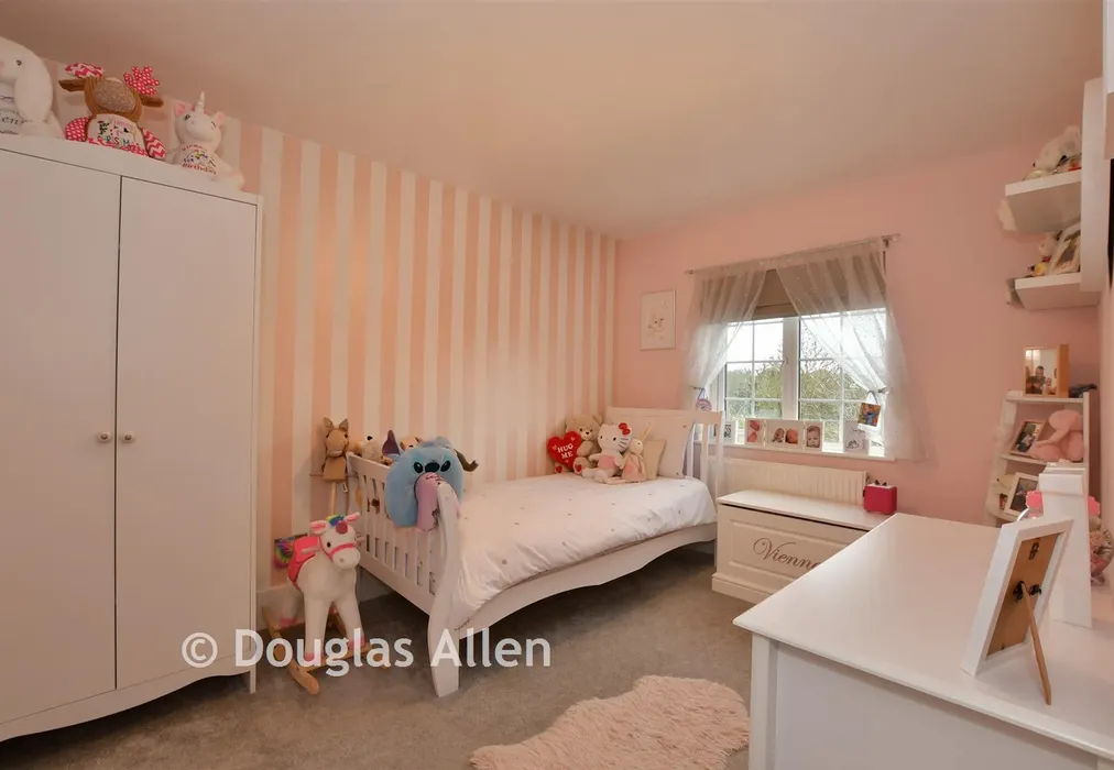 Bedroom 2 - Latimer Drive, Steeple View, Basildon, Essex - Wards of Kent