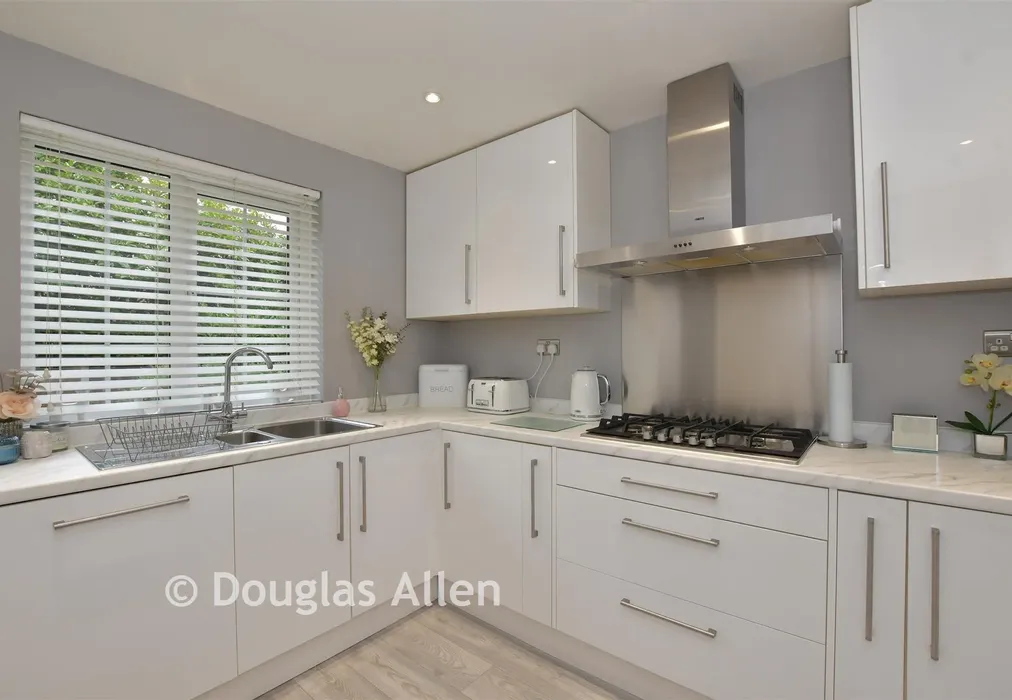 Kitchen - Latimer Drive, Steeple View, Basildon, Essex - Wards of Kent